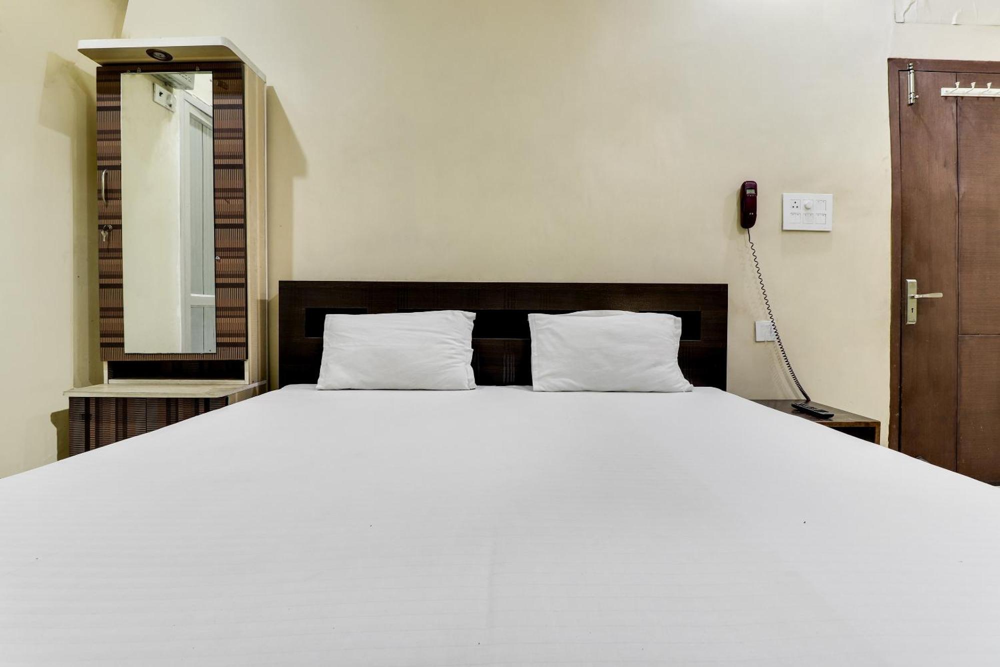 Spot On 40076 Hotel Sunny Bhairaun Ghat Exterior photo