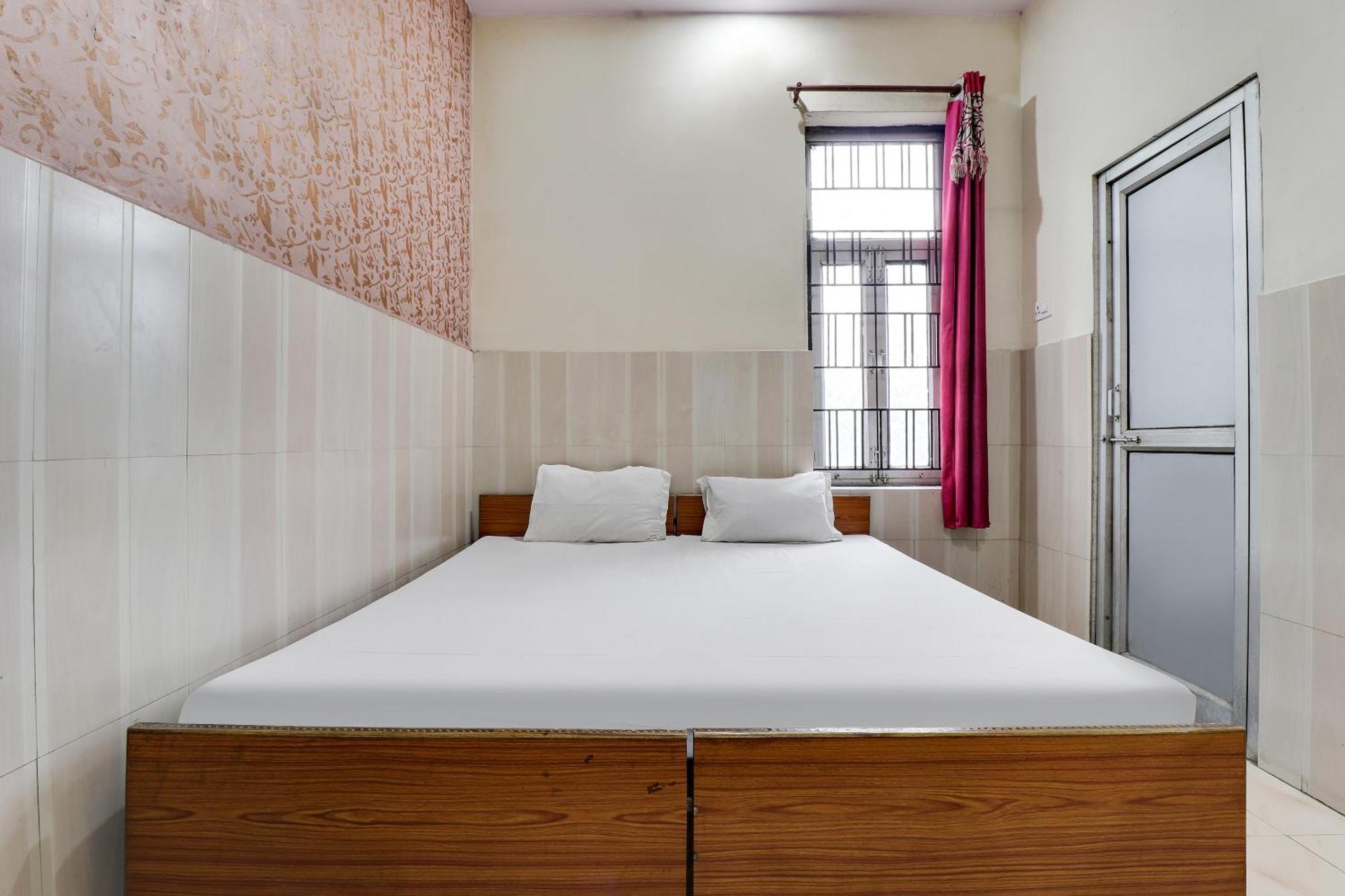 Spot On 40076 Hotel Sunny Bhairaun Ghat Exterior photo