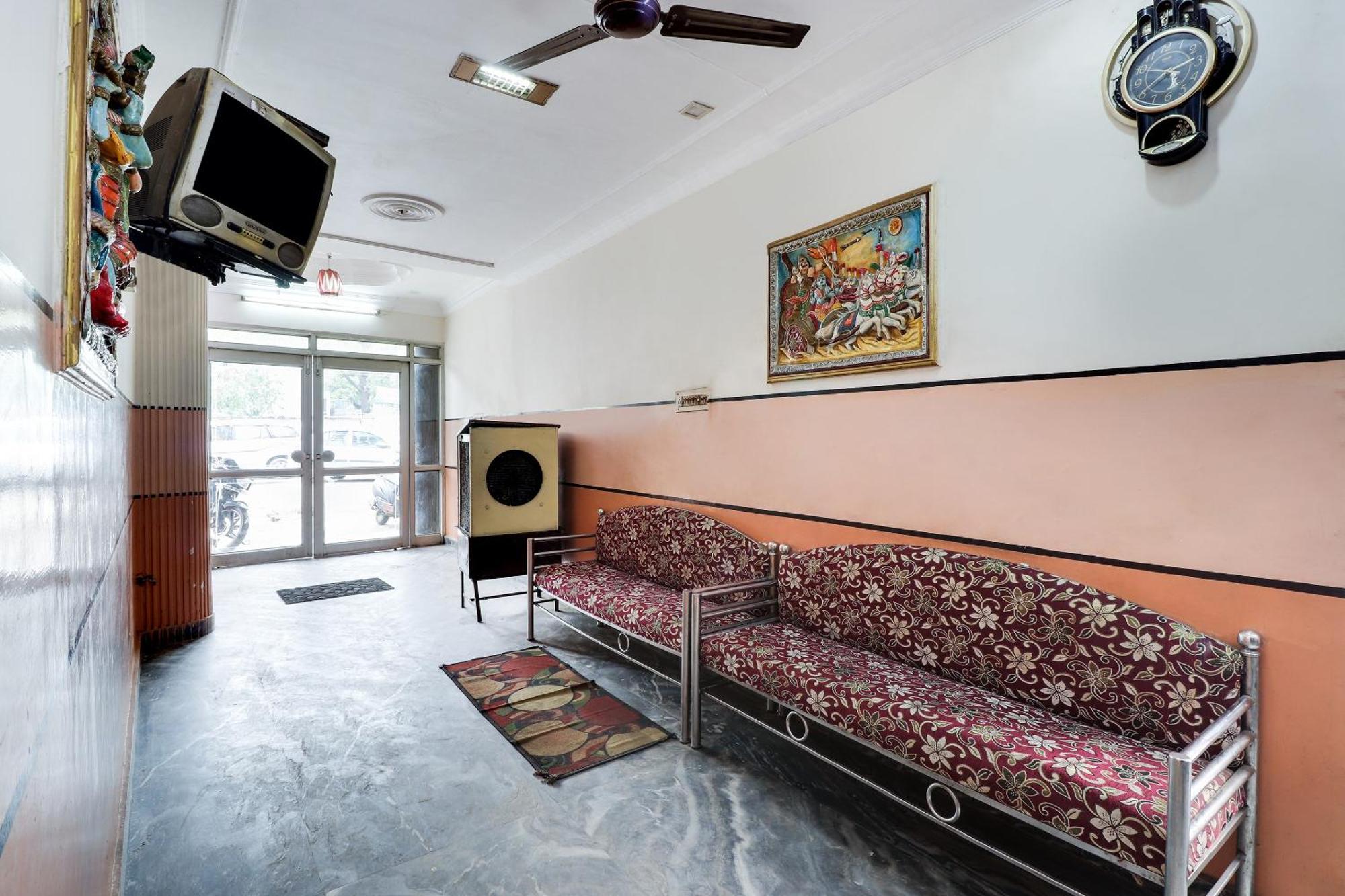 Spot On 40076 Hotel Sunny Bhairaun Ghat Exterior photo